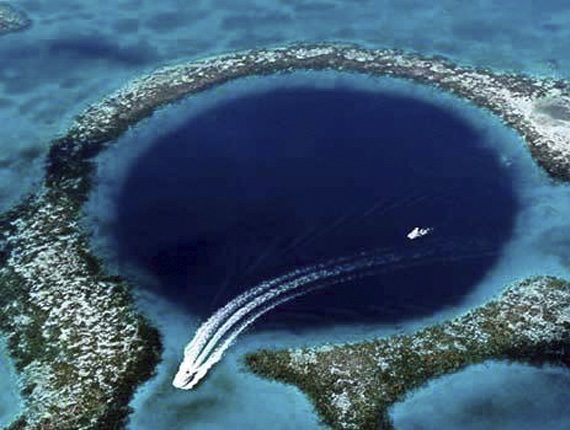 Blue Hole Scenic Flight - Blue Hole Charter - Lighthouse Reef - Anda De Wata Tours