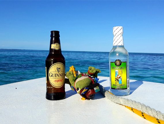 Goff's Caye Special - Snorkel Tours - Anda De Wata - Tropical Island - Goff’s Caye Island - Sand Dune drinks