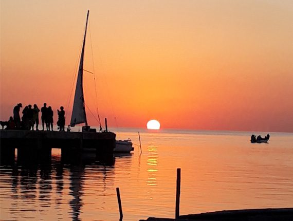 Night Snorkel - Snorkel Tours - Snorkeling Belize - Anda De Wata - Sunset and Moon Rise view